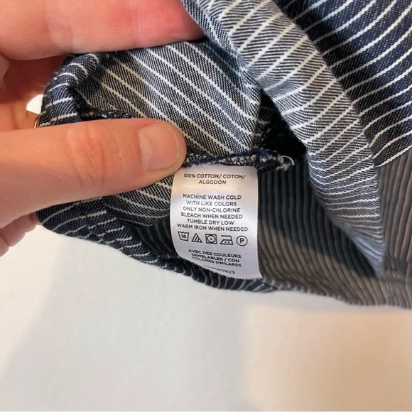 Loft Striped Denim Top sz Large Blue Bows Puff Sleeve Cottage Cropped Chambray - Picture 6 of 7